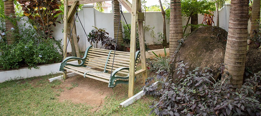 MLS_Accommodation_in_Seychelles_facilities_gardens_ (2)