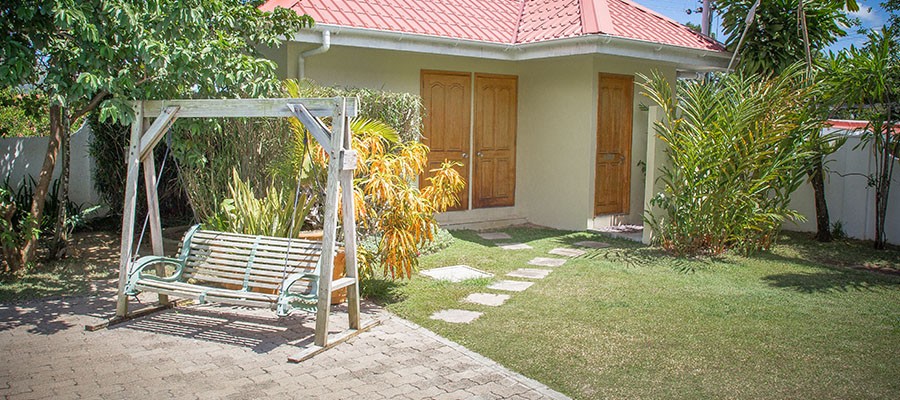 MLS_Accommodation_in_Seychelles_facilities_gardens_ (5)